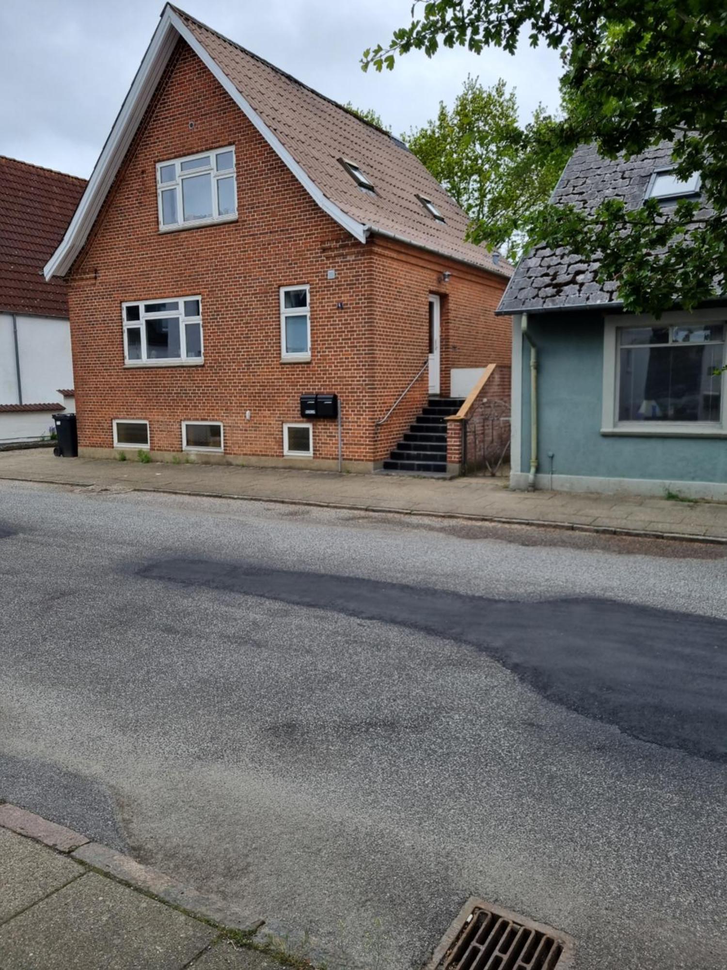 Taet Pa Centrum & Mch/Boxen - Huset Nr. 11 Herning Buitenkant foto